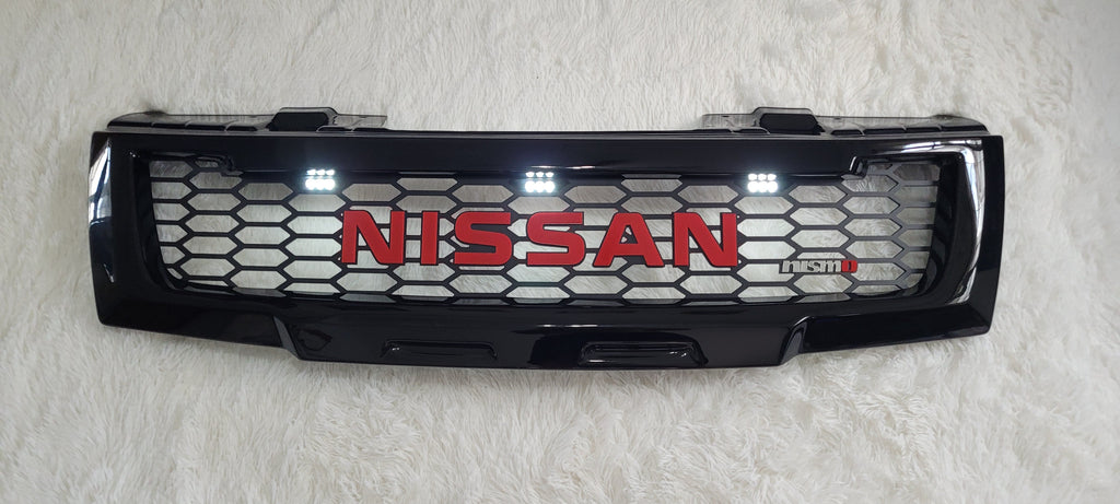NISSAN PATHFINDER 2005-2007 GRILL RED NISSAN V2